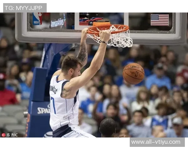 布里奇斯强势反击双手暴扣助黄蜂打出12-0攻势成功反超比赛 布里奇斯强势反击双手暴扣助黄蜂打出12-0攻势成功反超比赛